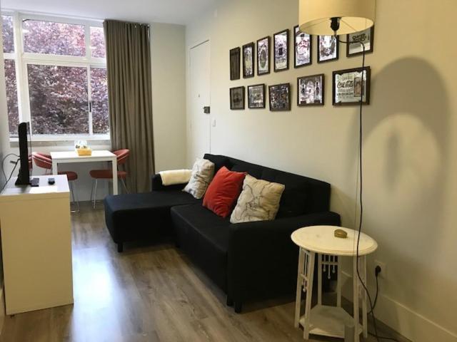 Romantic 1 Bedroom Apartment At Roma Avenue - 1C Лиссабон Экстерьер фото