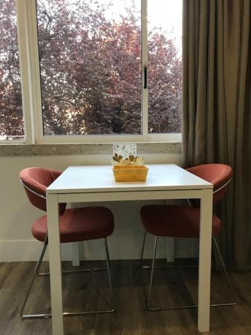 Romantic 1 Bedroom Apartment At Roma Avenue - 1C Лиссабон Экстерьер фото