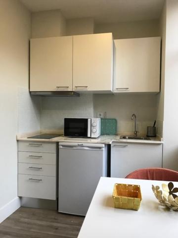 Romantic 1 Bedroom Apartment At Roma Avenue - 1C Лиссабон Экстерьер фото